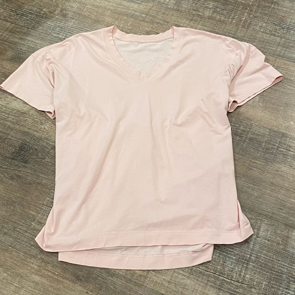 EUC Lululemon V Neck Tie-Back T-Shirt